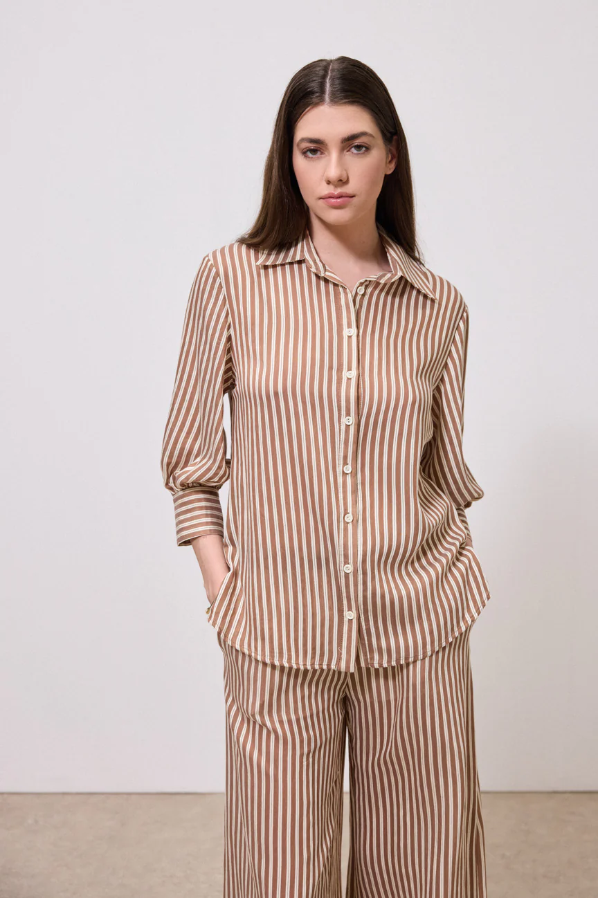 261092 POUKAMISO KAFE 2 1366x