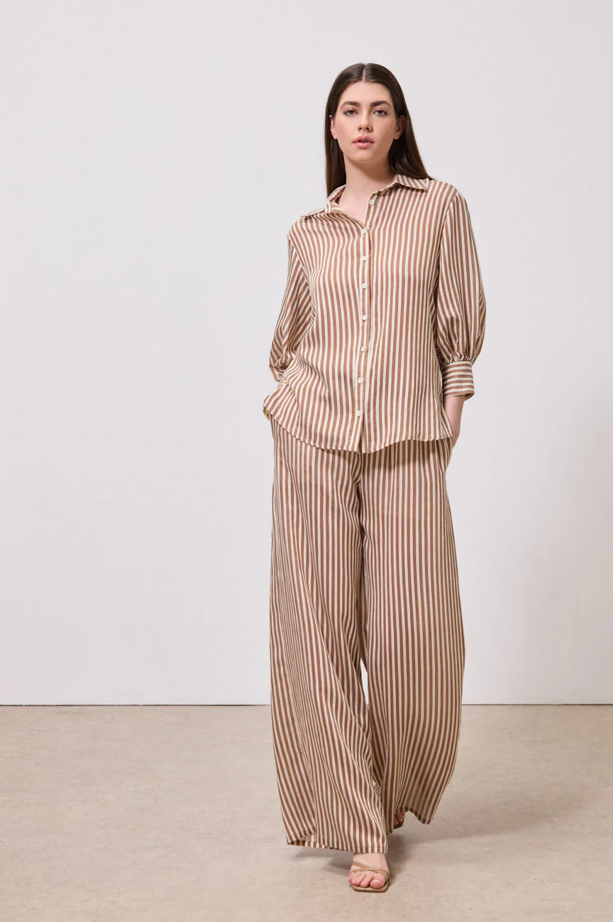 261142 POUKAMISO KAFE 2 1366x